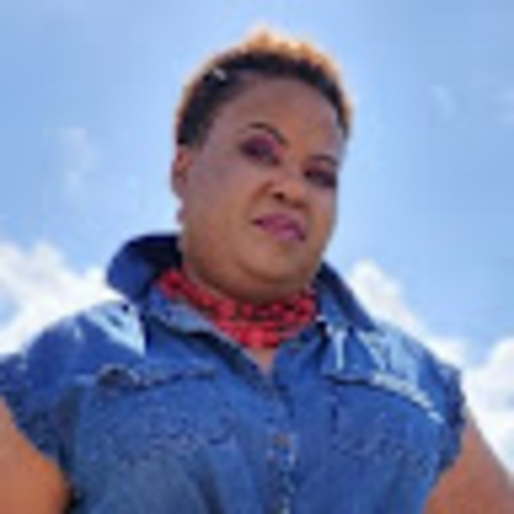 Meet your Posher, Ronica